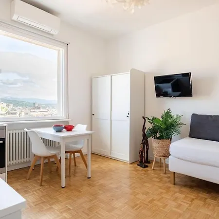Apartment Baby Seagull: Fantastic Wiew,wifi,air Conditioning La Spezia